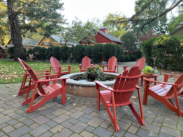 The grounds at the Cottages of Napa Valley